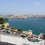 Apartment Harbour View Valletta